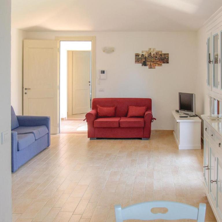 Rei Sole Uni 6 Pool - Three-Bedroom Vacation Home - 14