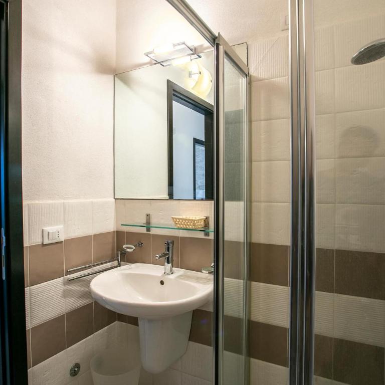 Pet Friendly Home In Ragusa - Casa Vacanza con 6 Camere da Letto - 33