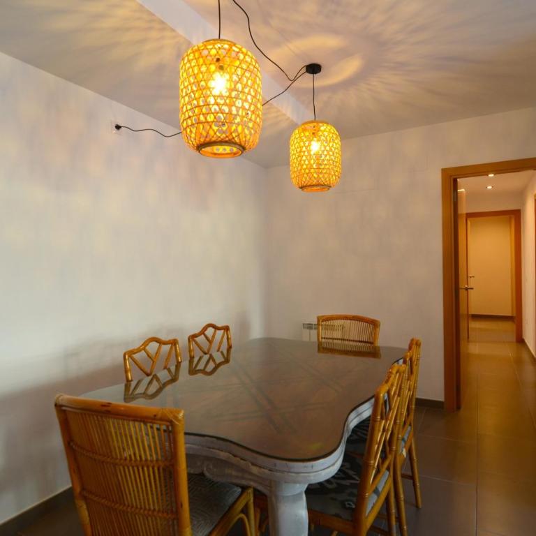 PLATJA 32 1º 1ª. - Three-Bedroom Apartment - 7