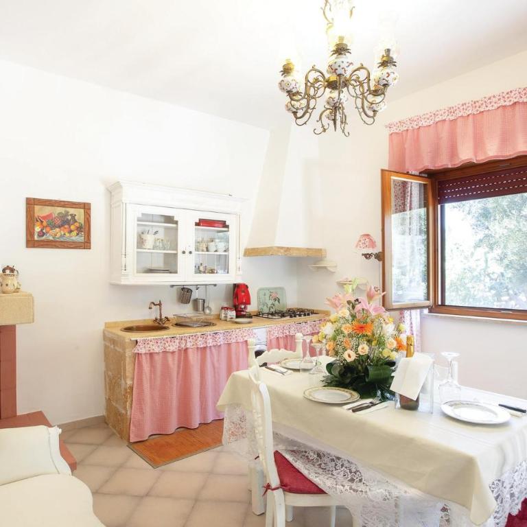 Lovely Home In Carovigno Br - Casa Vacanze con 2 Camere da Letto - 3