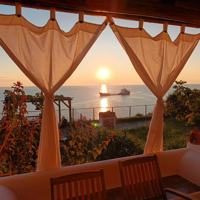 Terrazza sul Mare holidays with experiences - Casa con 2 Camere da Letto - 3