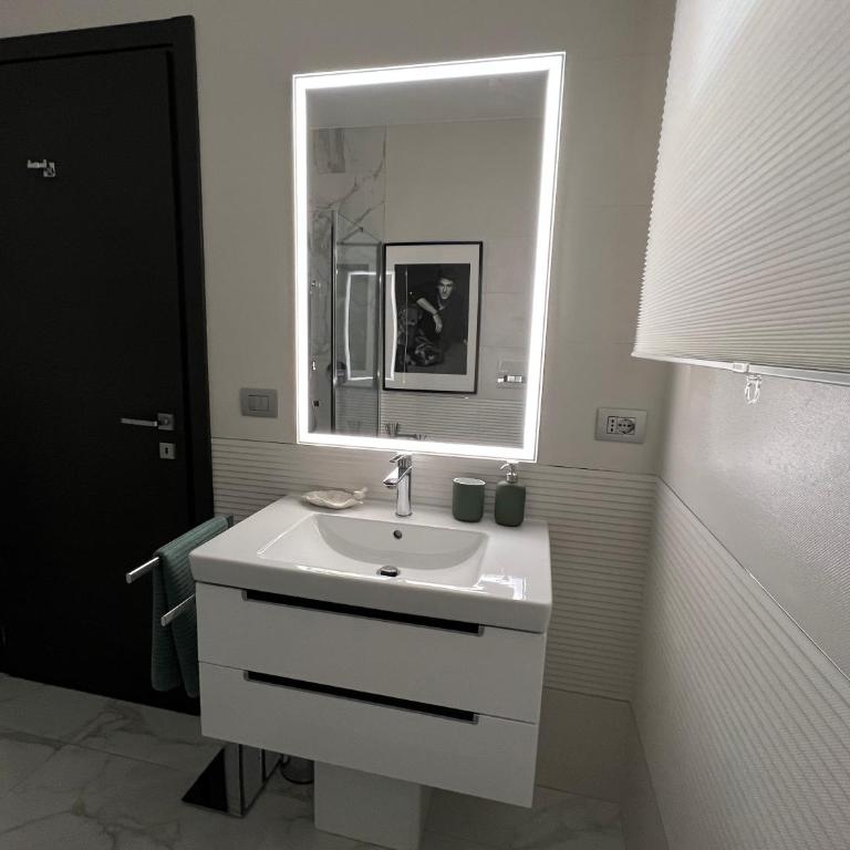 PAGANINI suites and apartments - Suite con Vista Lago - 4