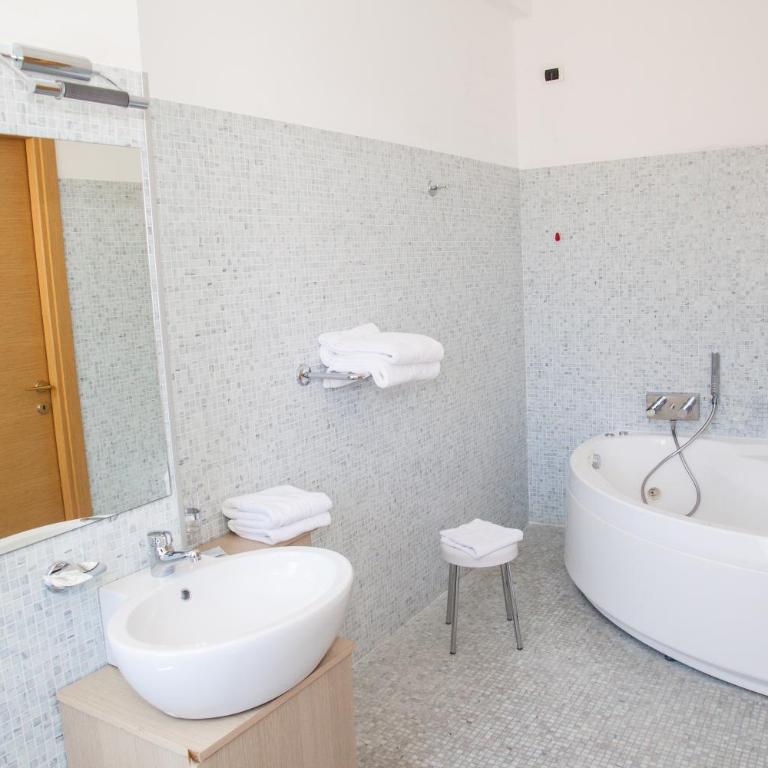 Hotel Paclà - Junior Suite con Vista Mare - 5
