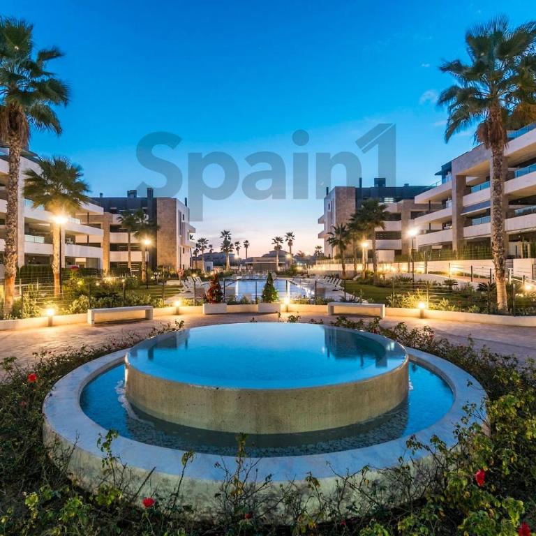 Exclusive apartment in Flamenca Village with gym, sauna, 3 pools - 600 m from the beach - Two-Bedroom Apartment - 28