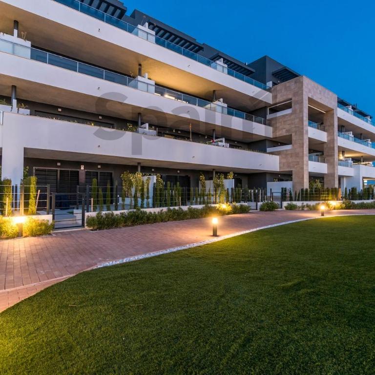 Exclusive apartment in Flamenca Village with gym, sauna, 3 pools - 600 m from the beach - Two-Bedroom Apartment - 31