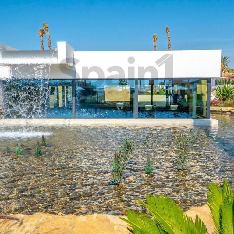 Exclusive apartment in Flamenca Village with gym, sauna, 3 pools - 600 m from the beach - Two-Bedroom Apartment - 35