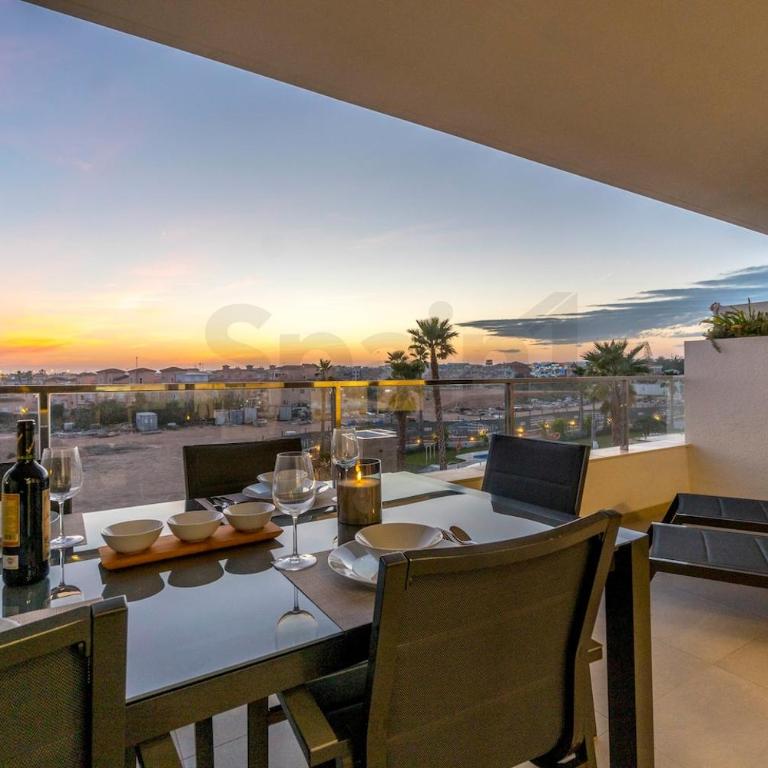 Exclusive apartment in Flamenca Village with gym, sauna, 3 pools - 600 m from the beach - Two-Bedroom Apartment - 23