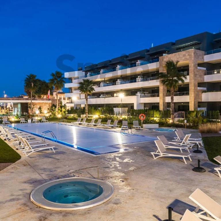 Exclusive apartment in Flamenca Village with gym, sauna, 3 pools - 600 m from the beach - Two-Bedroom Apartment - 32