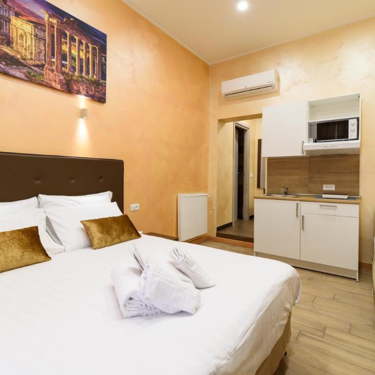 Trinity Luxury Rooms - Camera Tripla con Bagno Privato - 6