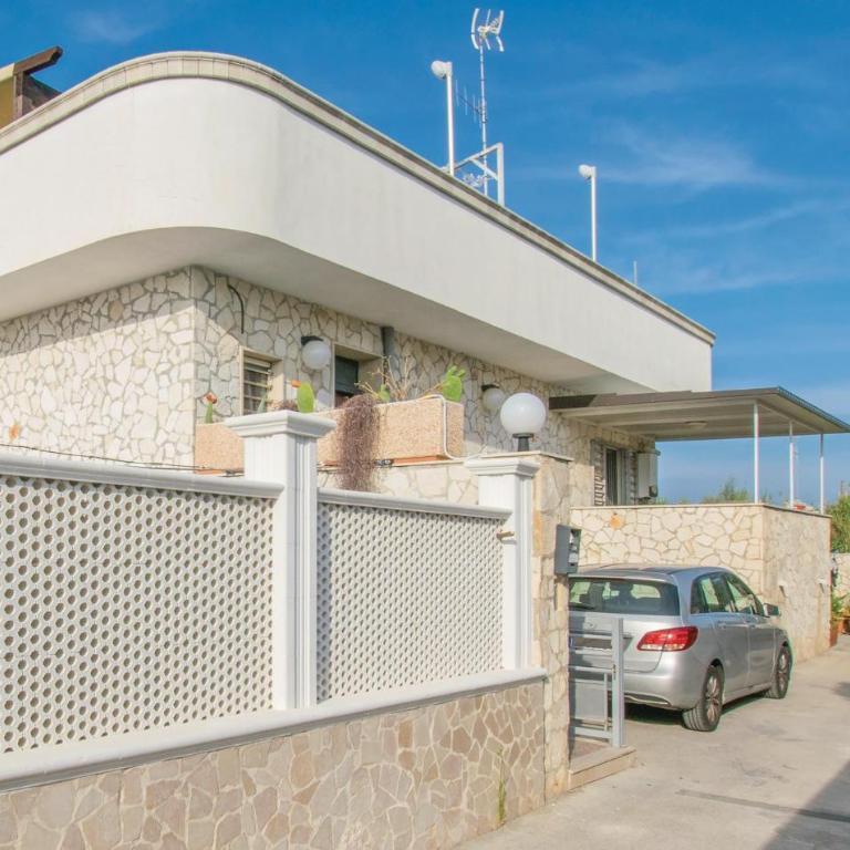 3 Bedroom Nice Apartment In Bari - Appartamento con 3 Camere da Letto - 2