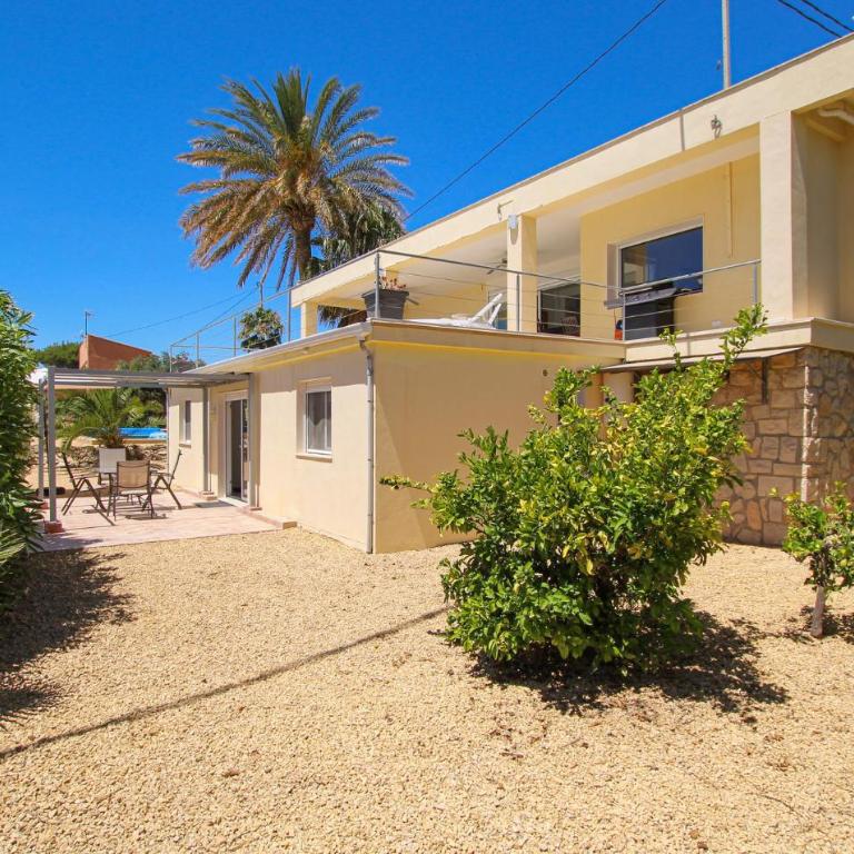 Gorgeous Home In El Campello - Casa de vacaciones de 5 dormitorios - 8