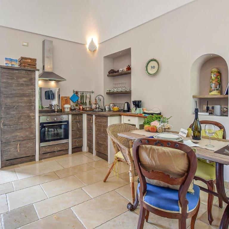 Cozy Apartment In Massa Lubrense - Appartamento con 1 Camera da Letto - 15