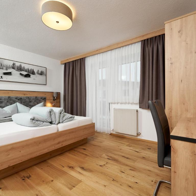 Apart Sunnhäusl - Doppelzimmer mit Balkon - 4
