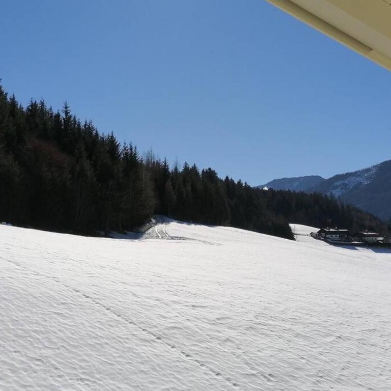 Großes Ferienhaus in ruhiger Lage - WLAN b. 9 Per. - Haus mit 4 Schlafzimmern - 4