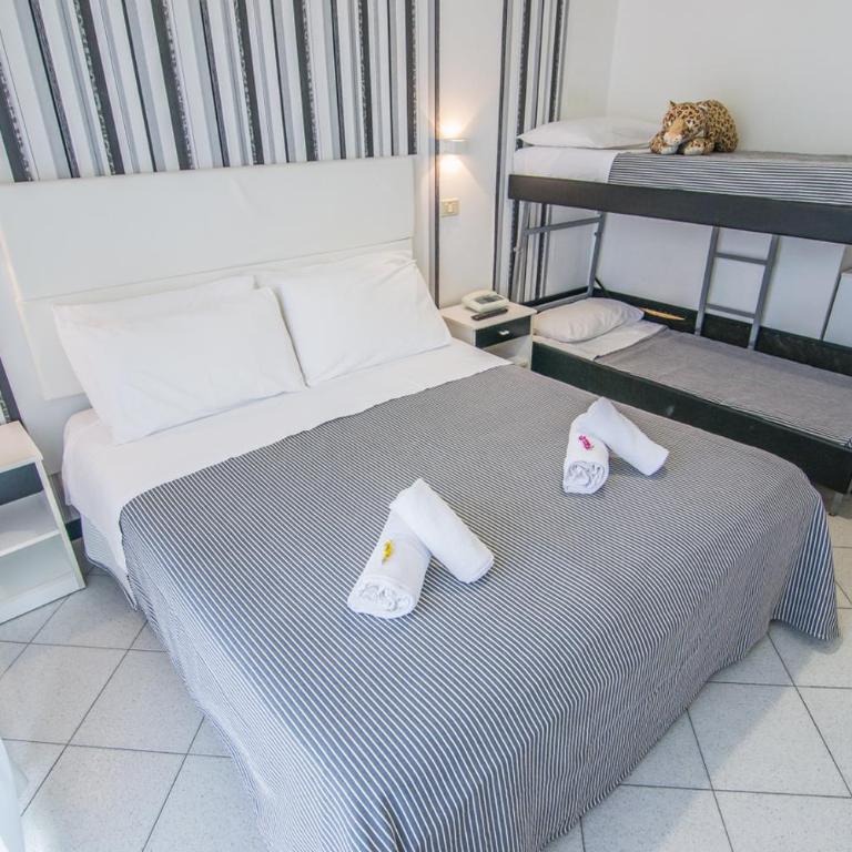 Residence Hotel Mizar - Camera Quadrupla - 5