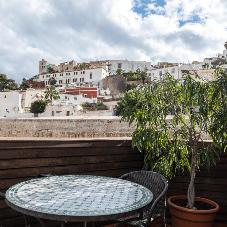 Hostal Parque Ibiza - Habitación Doble con terraza - 5