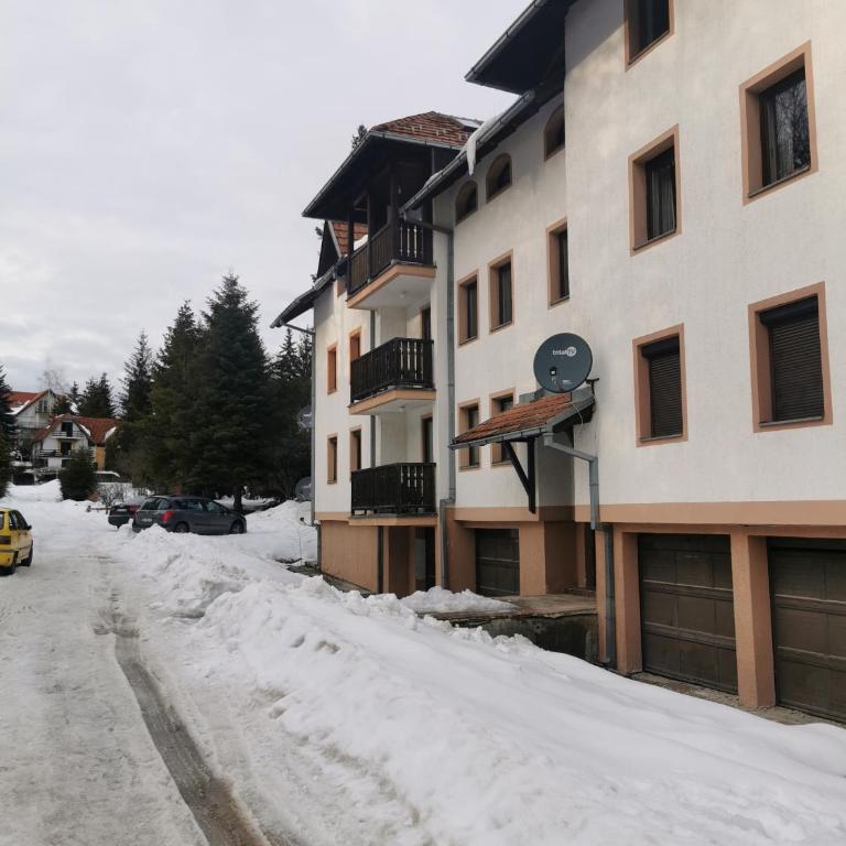 Porto apartmani Zlatibor - Two-Bedroom Apartment - 32