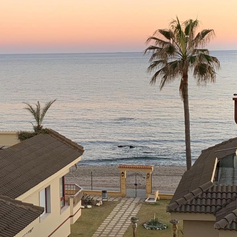 Super Holiday Lubina Sol Mijas Beachfront - Apartamento - 1