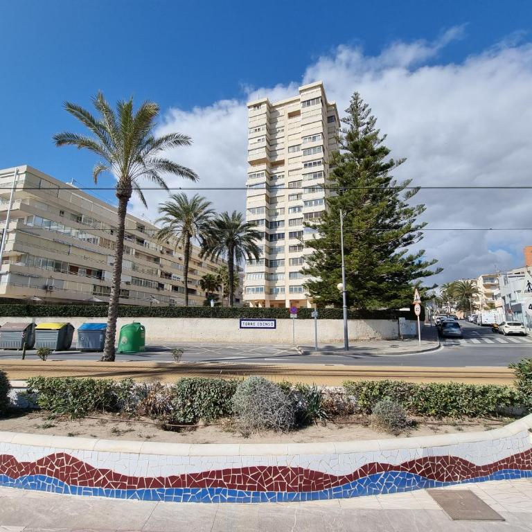Torre Edinso (1ª linea Playa Muchavista) - Apartamento con vistas al mar - 24