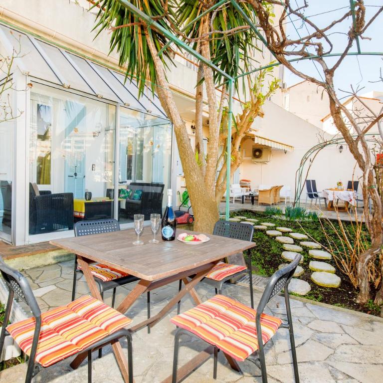 Little Garden YourHostHelper - Appartement 3 Chambres - 2