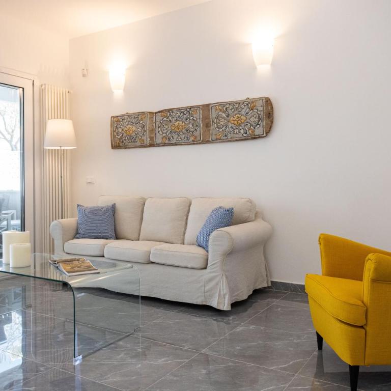 Cube 67 - Garden - Two-Bedroom Apartment - 12
