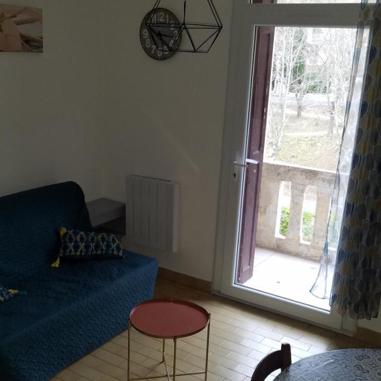 Appartement lumineux, tout équipé, à 100m des thermes - One-Bedroom Apartment - 11