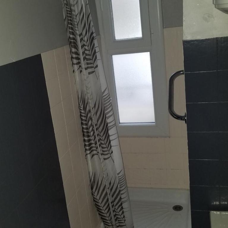 Appartement lumineux, tout équipé, à 100m des thermes - One-Bedroom Apartment - 10