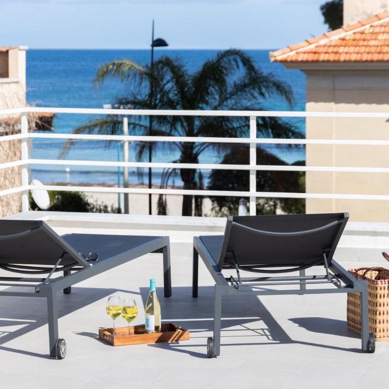 Cube 67 - Terrace - Two-Bedroom Apartment - 2