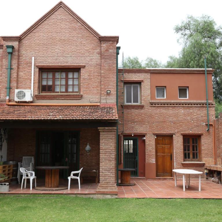 Casa en Córdoba - Casa de 3 dormitorios - 1