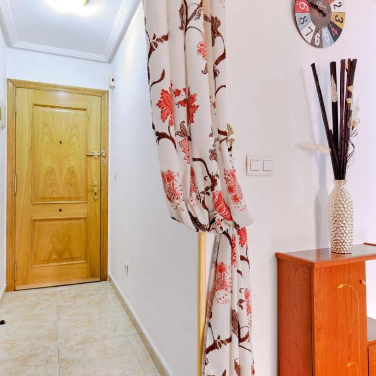 Torrevieja Playa del Cura - 140 m to the beach. - Apartamento de 1 dormitorio - 16
