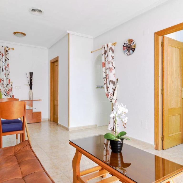 Torrevieja Playa del Cura - 140 m to the beach. - Apartamento de 1 dormitorio - 17