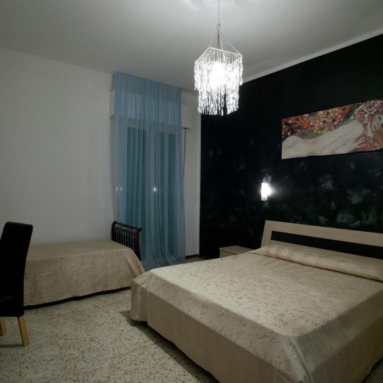 Hotel Holiday Park - Camera Quadrupla - 2