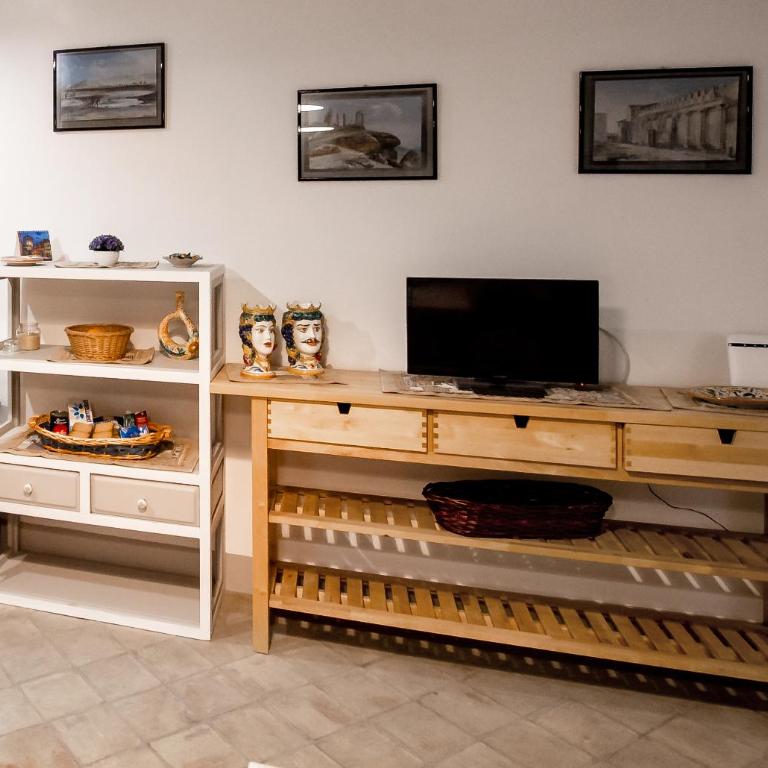 Casa Clio - One-Bedroom House - 17