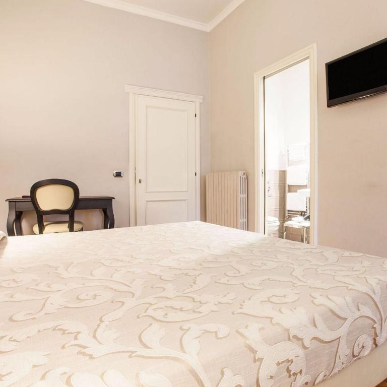 Hotel Lombardia - Superior Double or Twin Room - 11