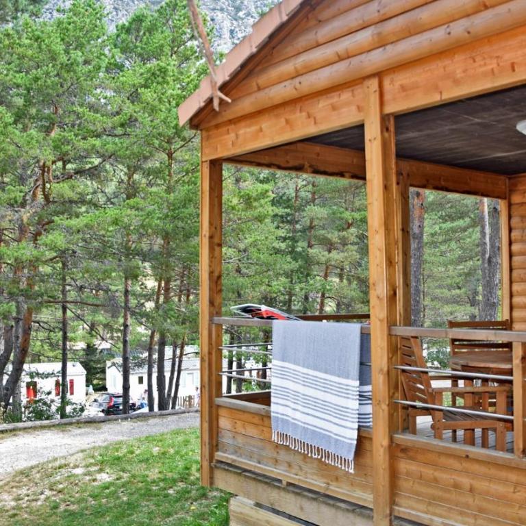 Camping La Pinatelle - Chalet 2 Chambres - 2