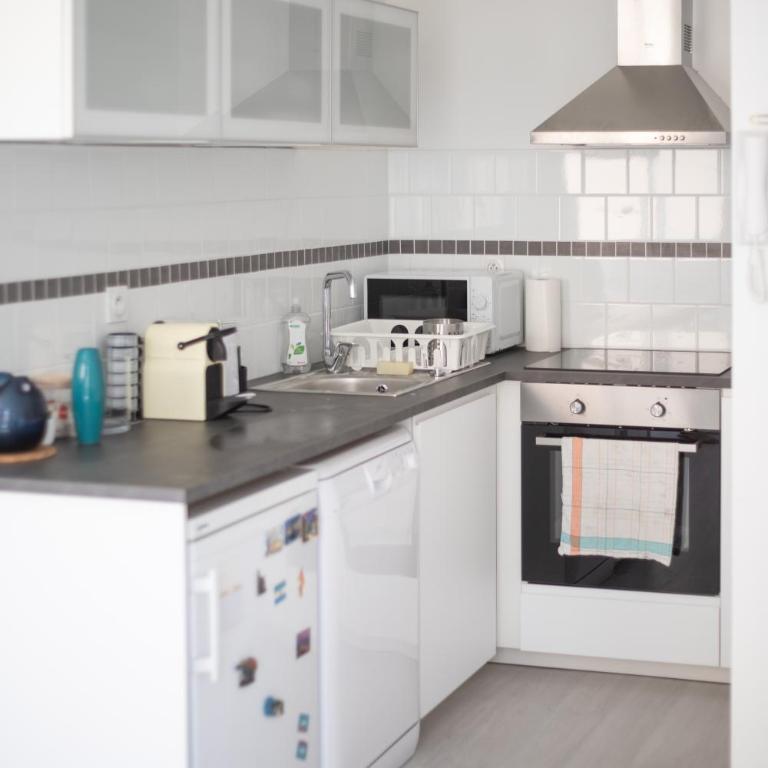 Studio lumineux Place de Lenche Panier Marseille - Appartement 1 Chambre - 7