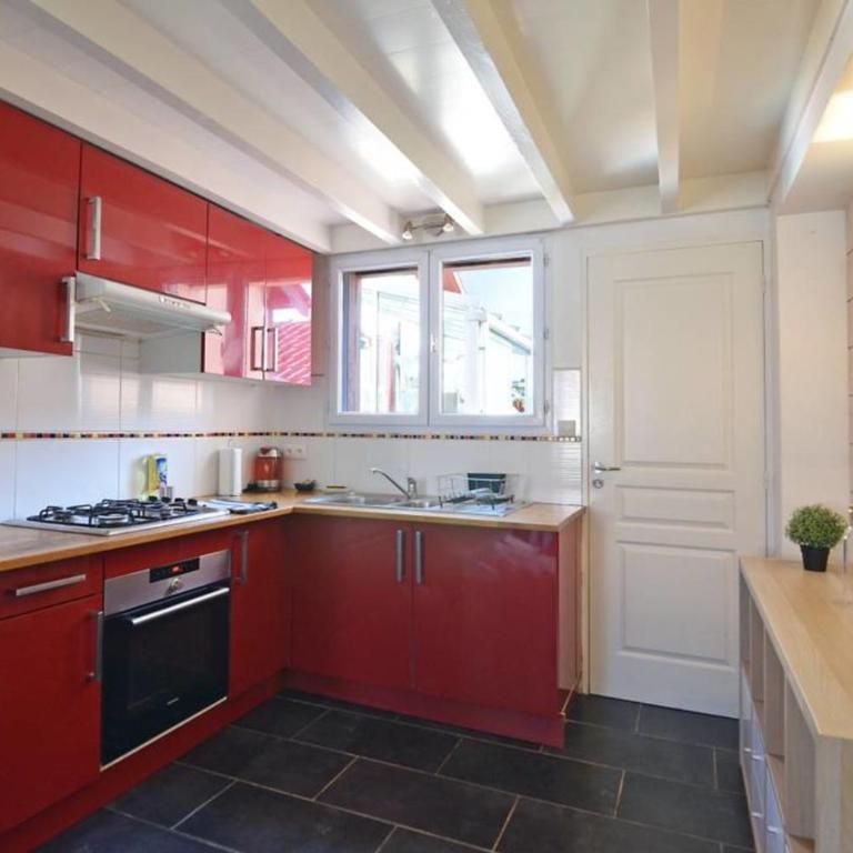 Duplex Voltaire Modern Apartment - 3 bedrooms - citycenter and beach - WIFI - Appartement - 3