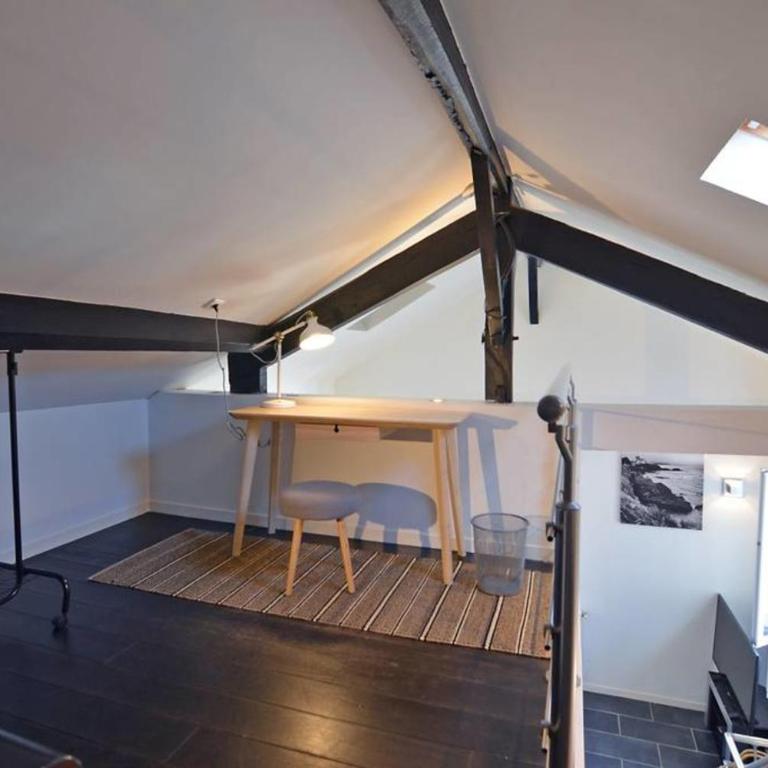 Duplex Voltaire Modern Apartment - 3 bedrooms - citycenter and beach - WIFI - Appartement - 9