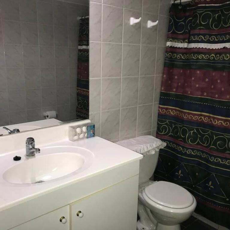 Espectacular departamento frente a playa chica - Apartamento de 3 dormitorios - 17