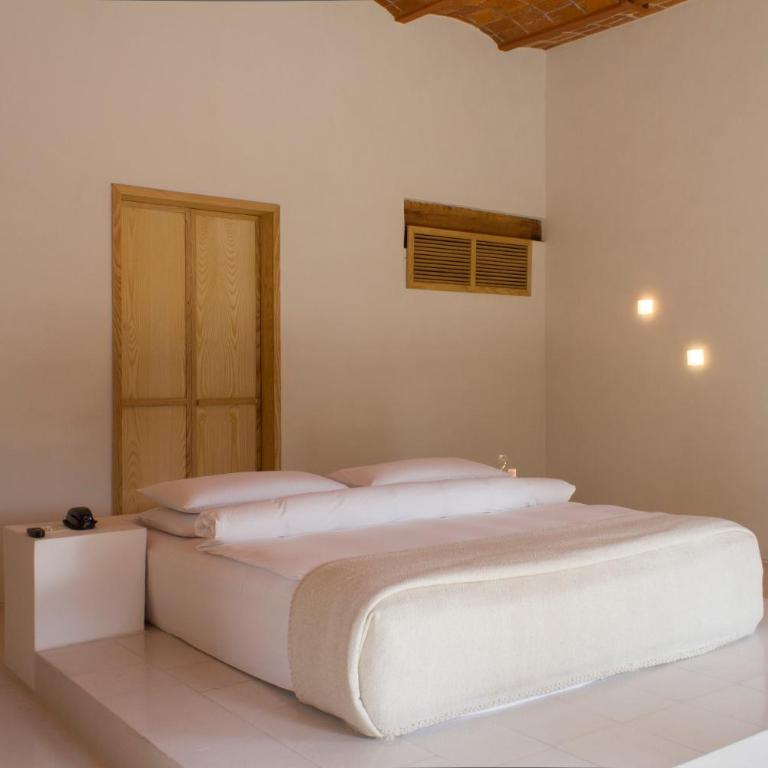 Círculo Mexicano, a Member of Design Hotels - Suite with City View - 3