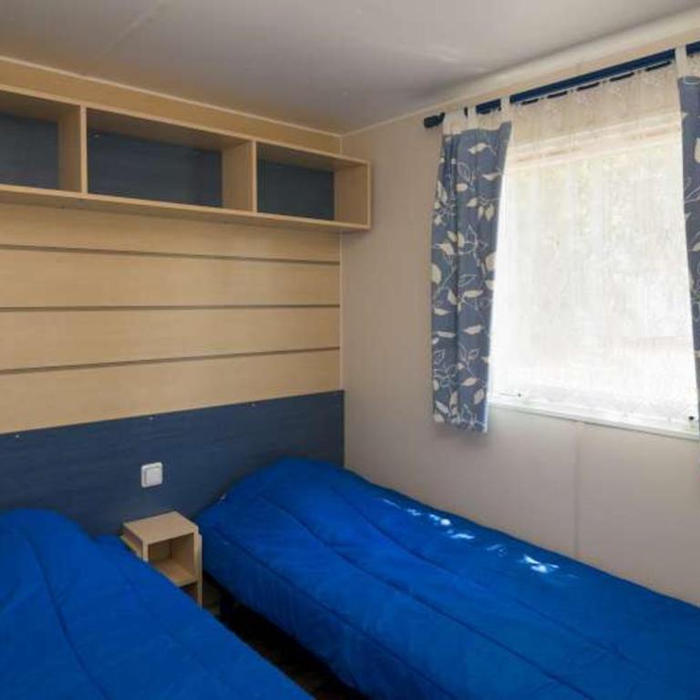 Camping Le Bellevue - Mobile Home Confort - 2 Chambres - 4 Personnes - 3