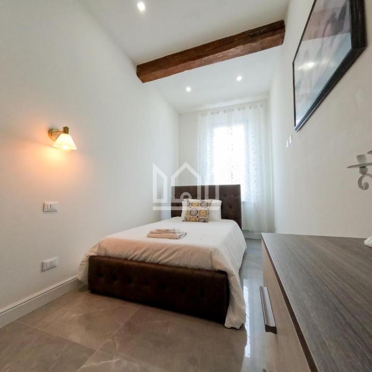 Gold River House - Appartamento con Balcone - 26