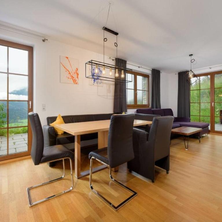 Aigenberg Appartements - Apartment mit 2 Schlafzimmern und Terrasse - 1