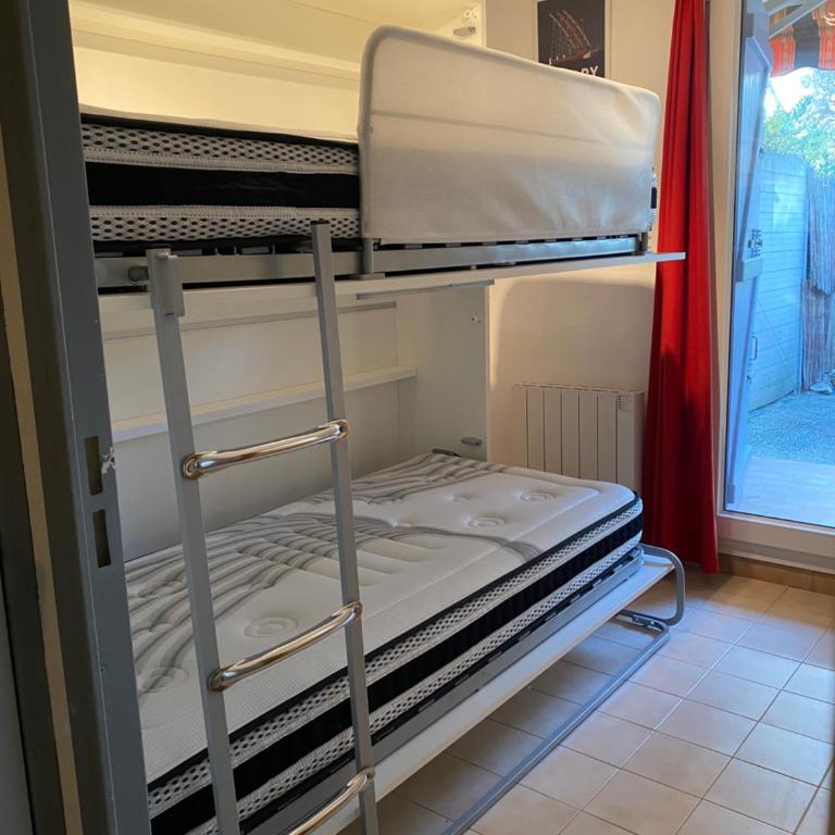 T2 Rez de jardin 300m Plage de Beaucours Sanary sur Mer - Apartment - Erdgeschoss - 12