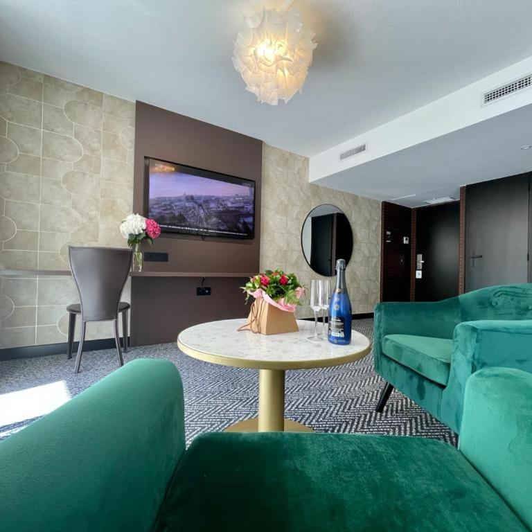 GOLF HOTEL - Suite - 10
