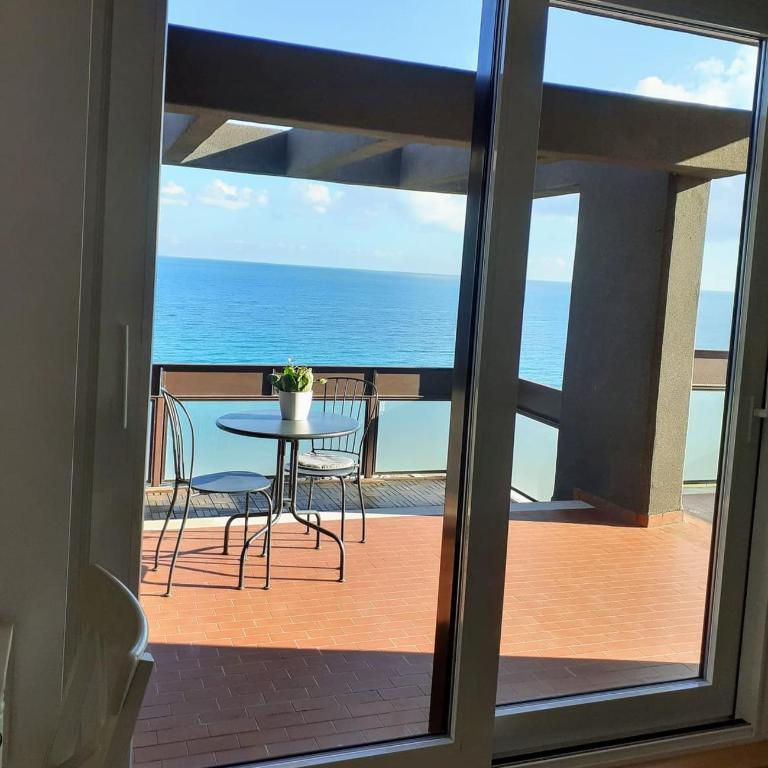 Attico Suite spiaggia Bari - Suite con Vista Mare - 55