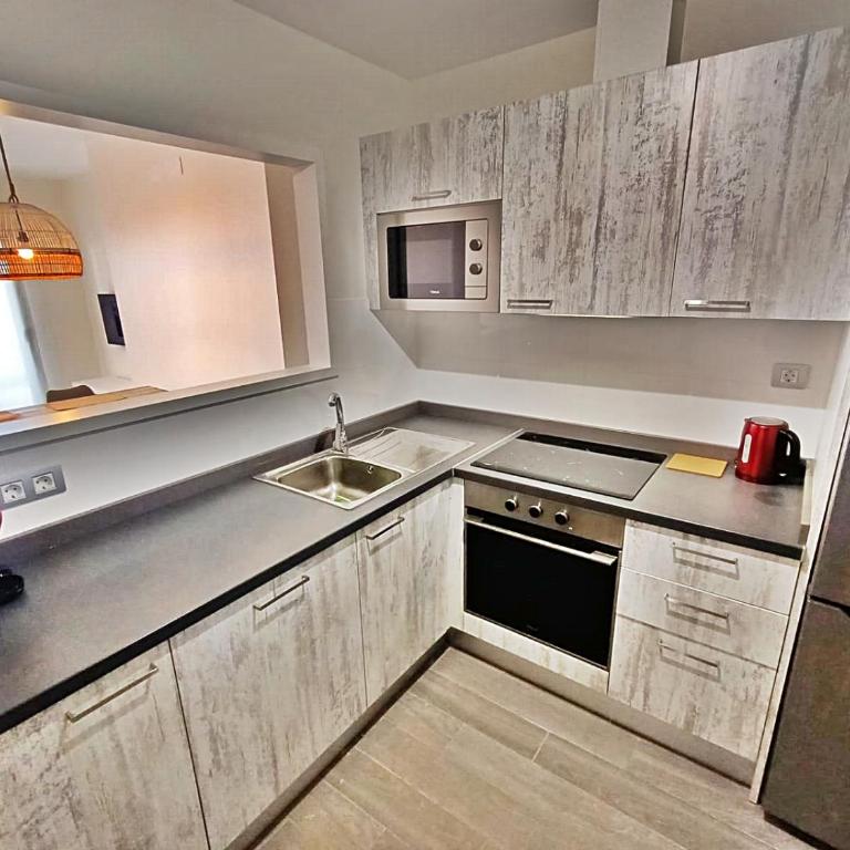 Ap MAJORERO CALETA - Two-Bedroom Apartment - 16