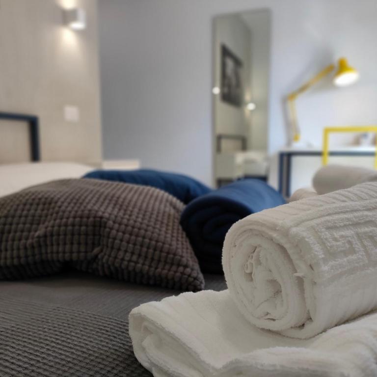 Central Rooms Matera - Double Room with Balcony - 2