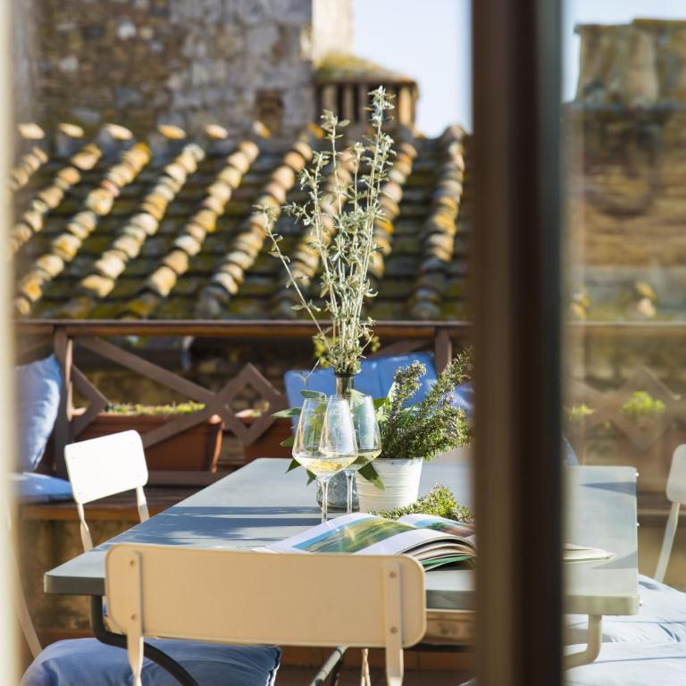 Zafferano Rooftop Terrace Tower House - Three-Bedroom Apartment - 19
