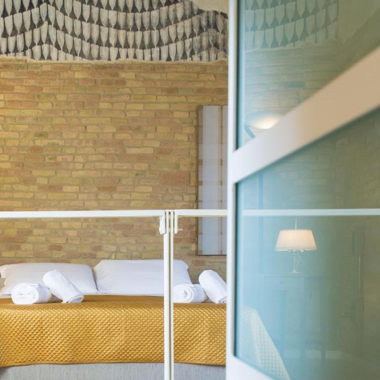 Zafferano Rooftop Terrace Tower House - Three-Bedroom Apartment - 21